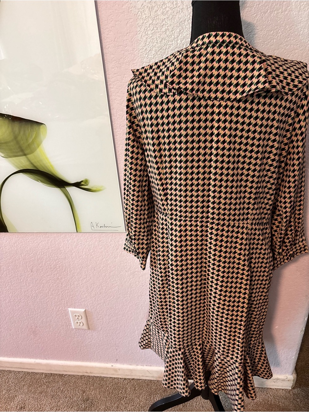 New dress size large - Picture 4 of 6